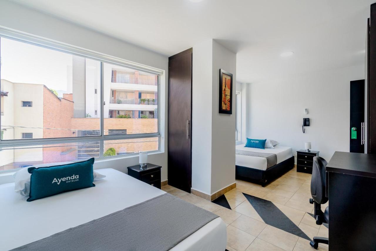 Ayenda Coliving La 78A Hotel เมเดยิน ภายนอก รูปภาพ