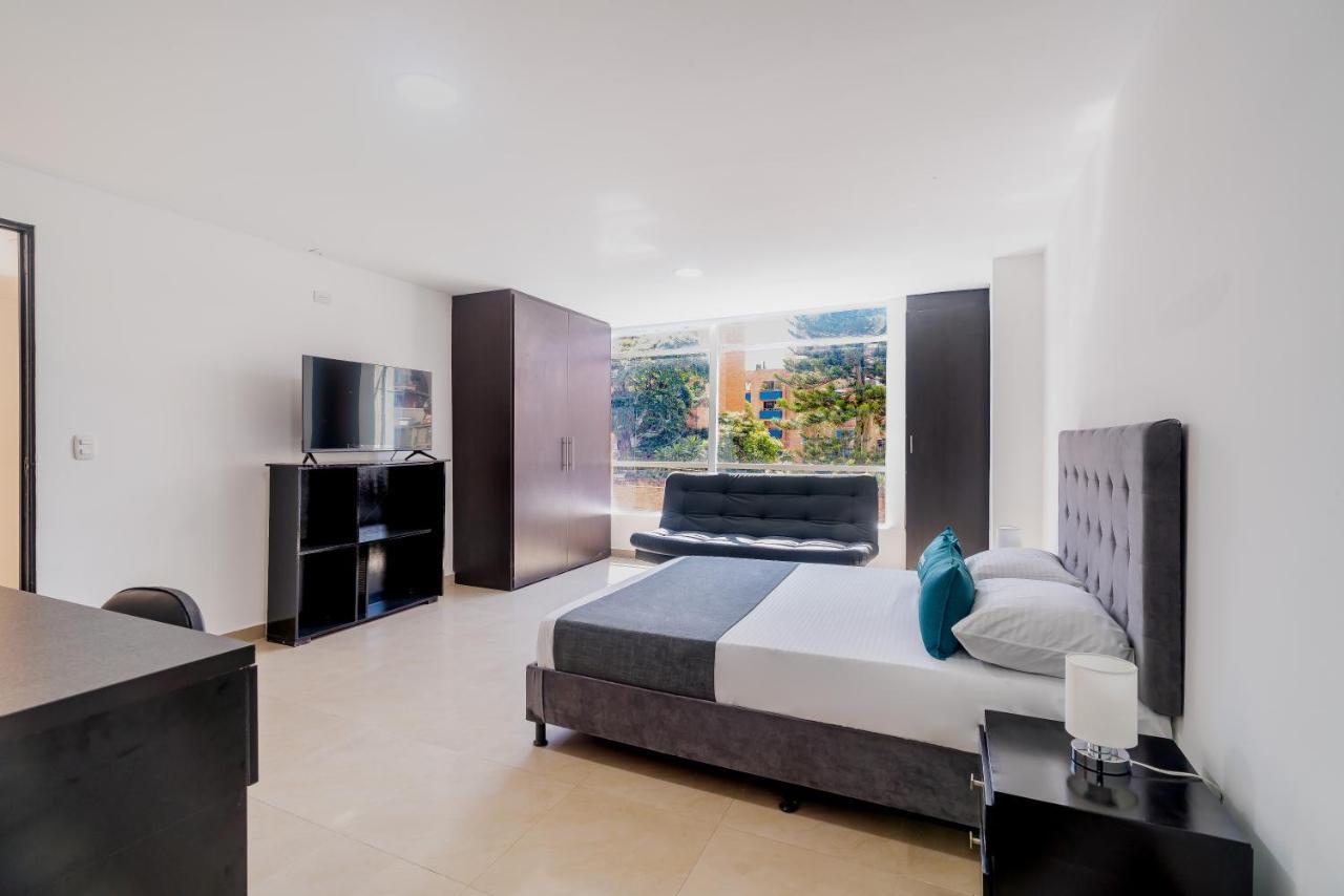 Ayenda Coliving La 78A Hotel เมเดยิน ภายนอก รูปภาพ