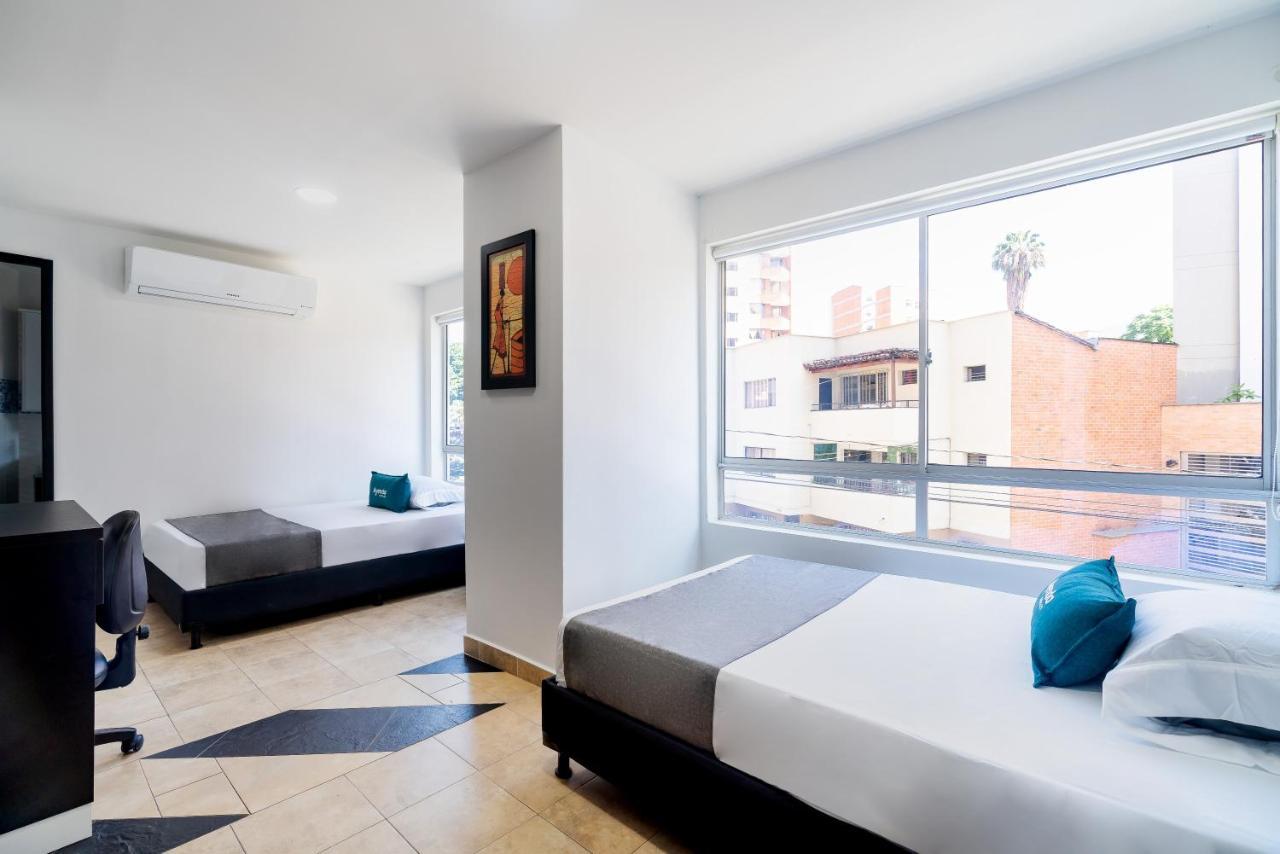 Ayenda Coliving La 78A Hotel เมเดยิน ภายนอก รูปภาพ