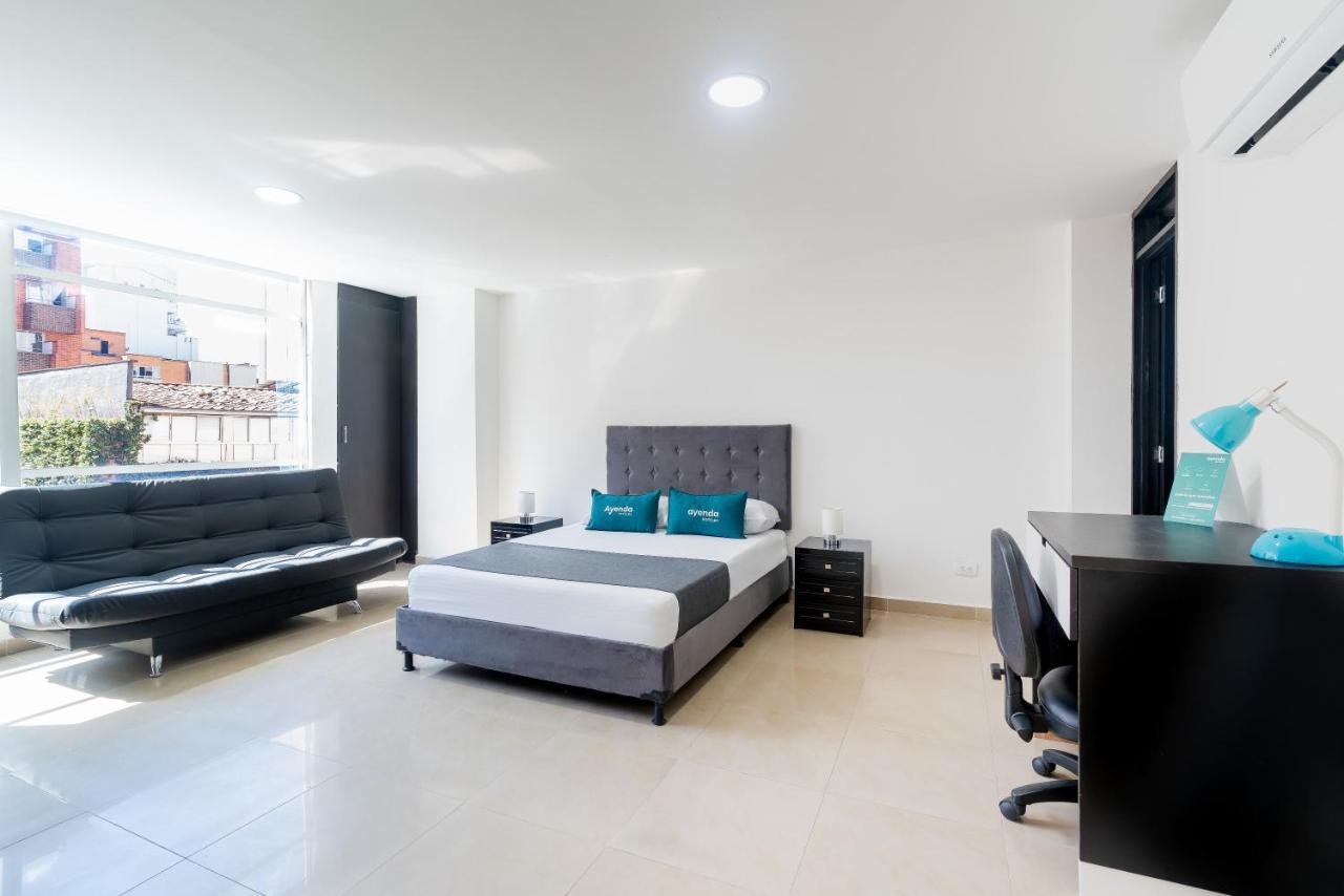 Ayenda Coliving La 78A Hotel เมเดยิน ภายนอก รูปภาพ