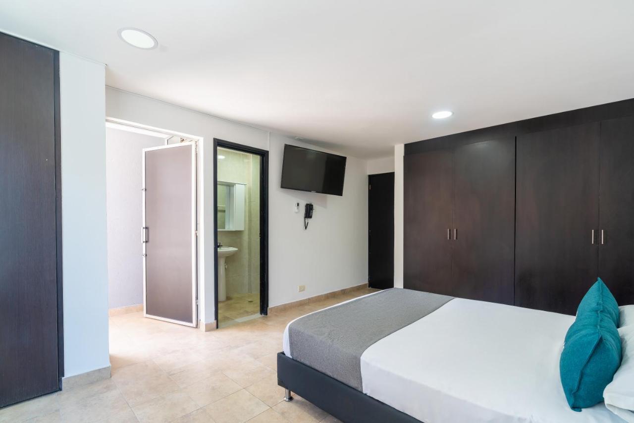 Ayenda Coliving La 78A Hotel เมเดยิน ภายนอก รูปภาพ